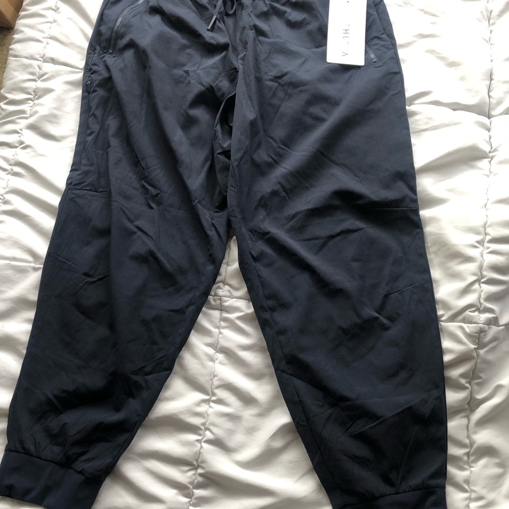 Athleta Navy Cropped Active Jogger Pants